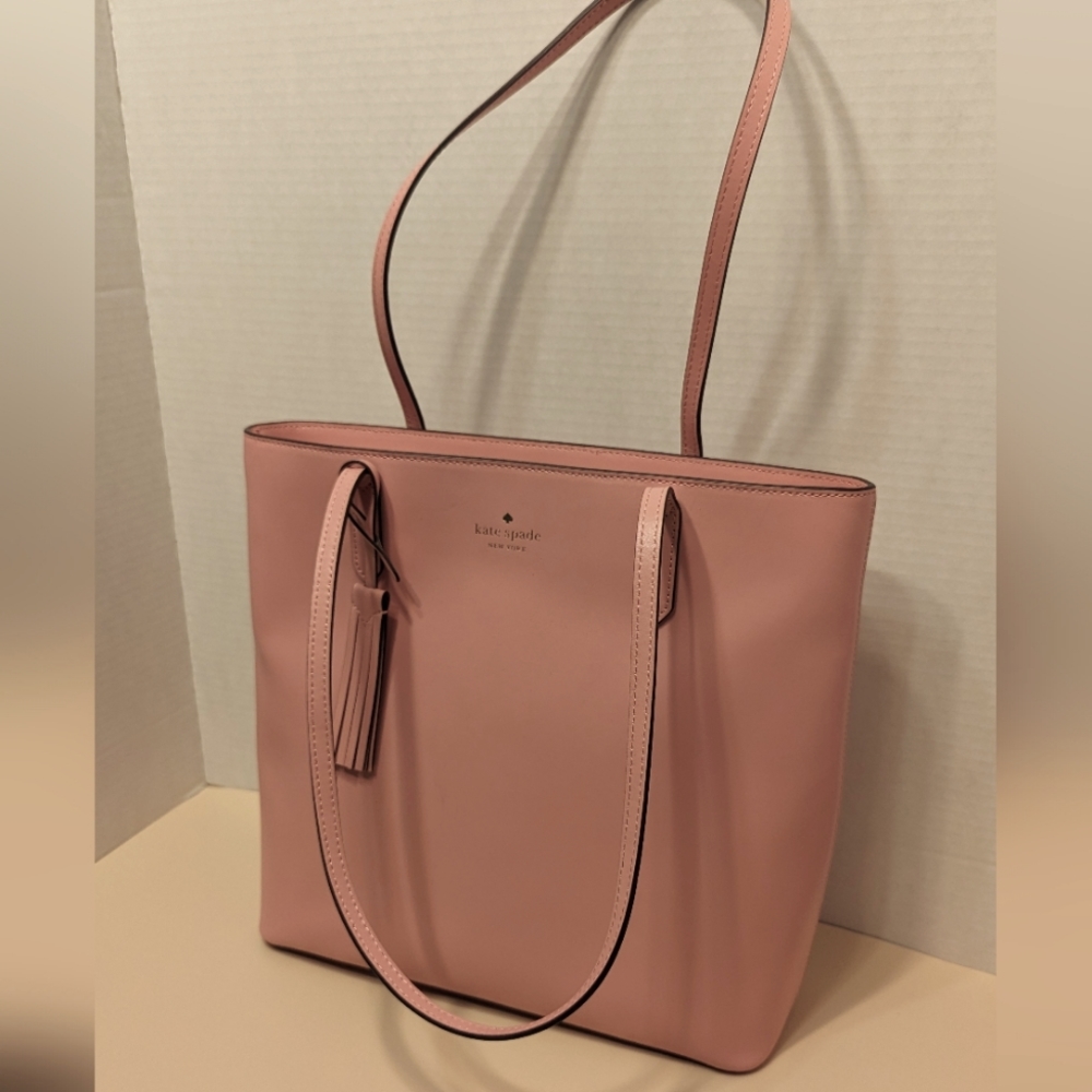 Kate Spade tote with tassel